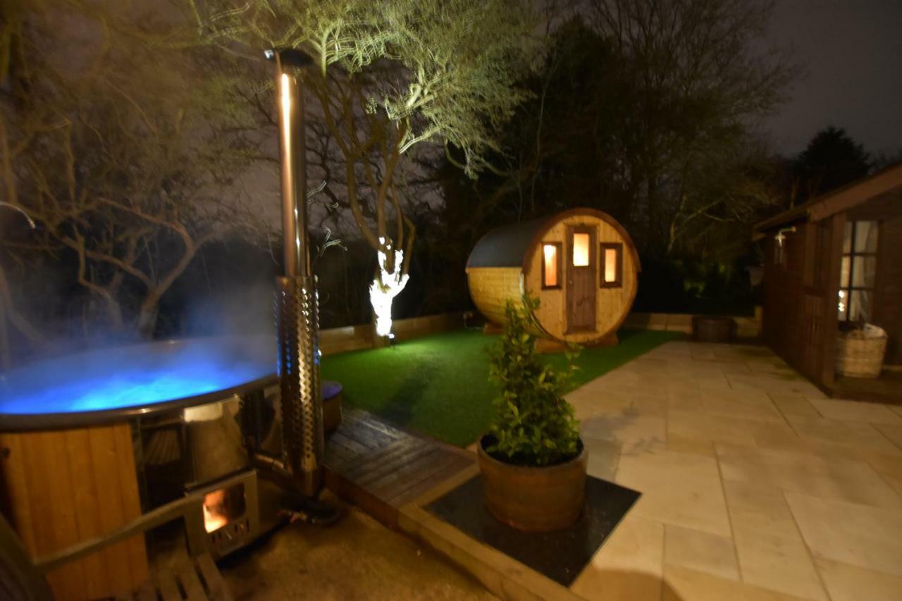 Oak Tree Stables Cottage 伯明翰 外观 照片