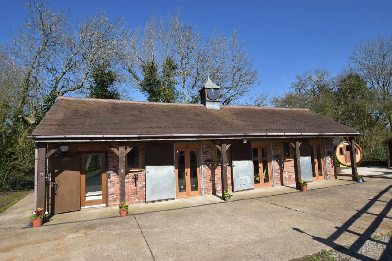 Oak Tree Stables Cottage 伯明翰 外观 照片